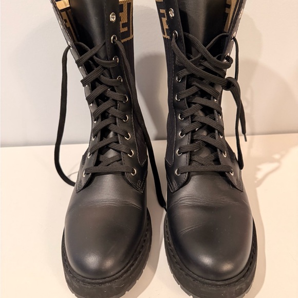 Fendi Rockoko Boots size 39 - Picture 2 of 10